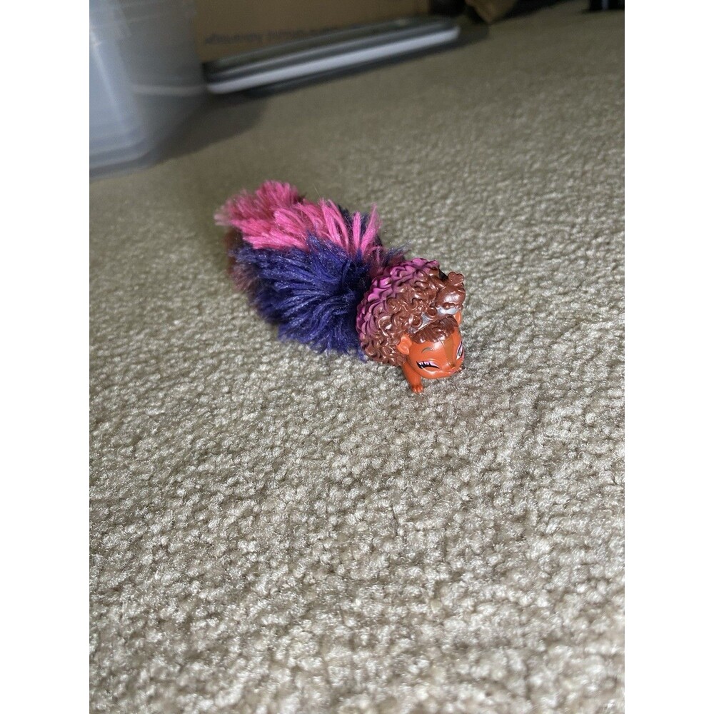Spin Master Whiffies Cocoa Carly Ice Cream Scented Figure Fluffy Tail